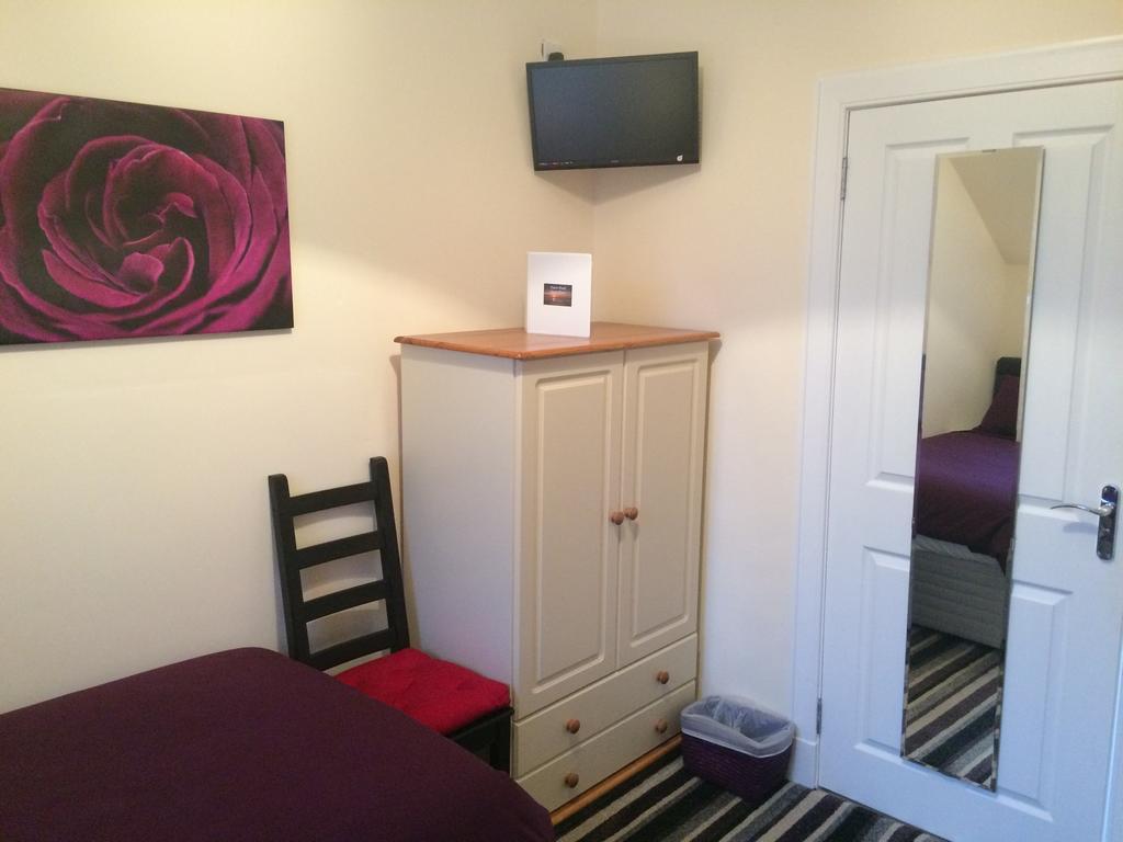 Dawn Break Bed and Breakfast Largs Habitación foto